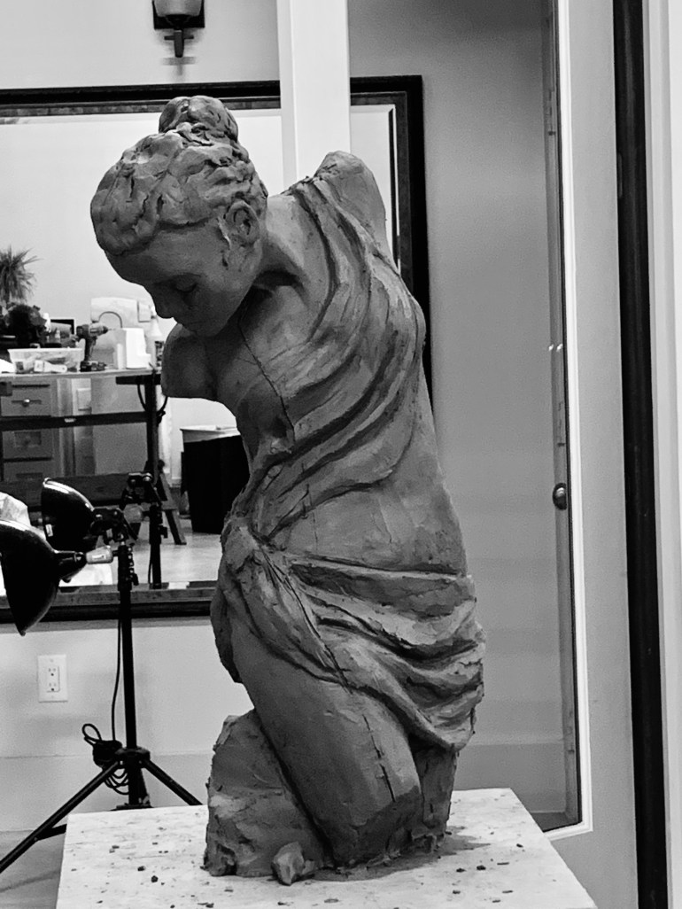 F3FC328B-1FF7-4EA5-A500-0754AB100972